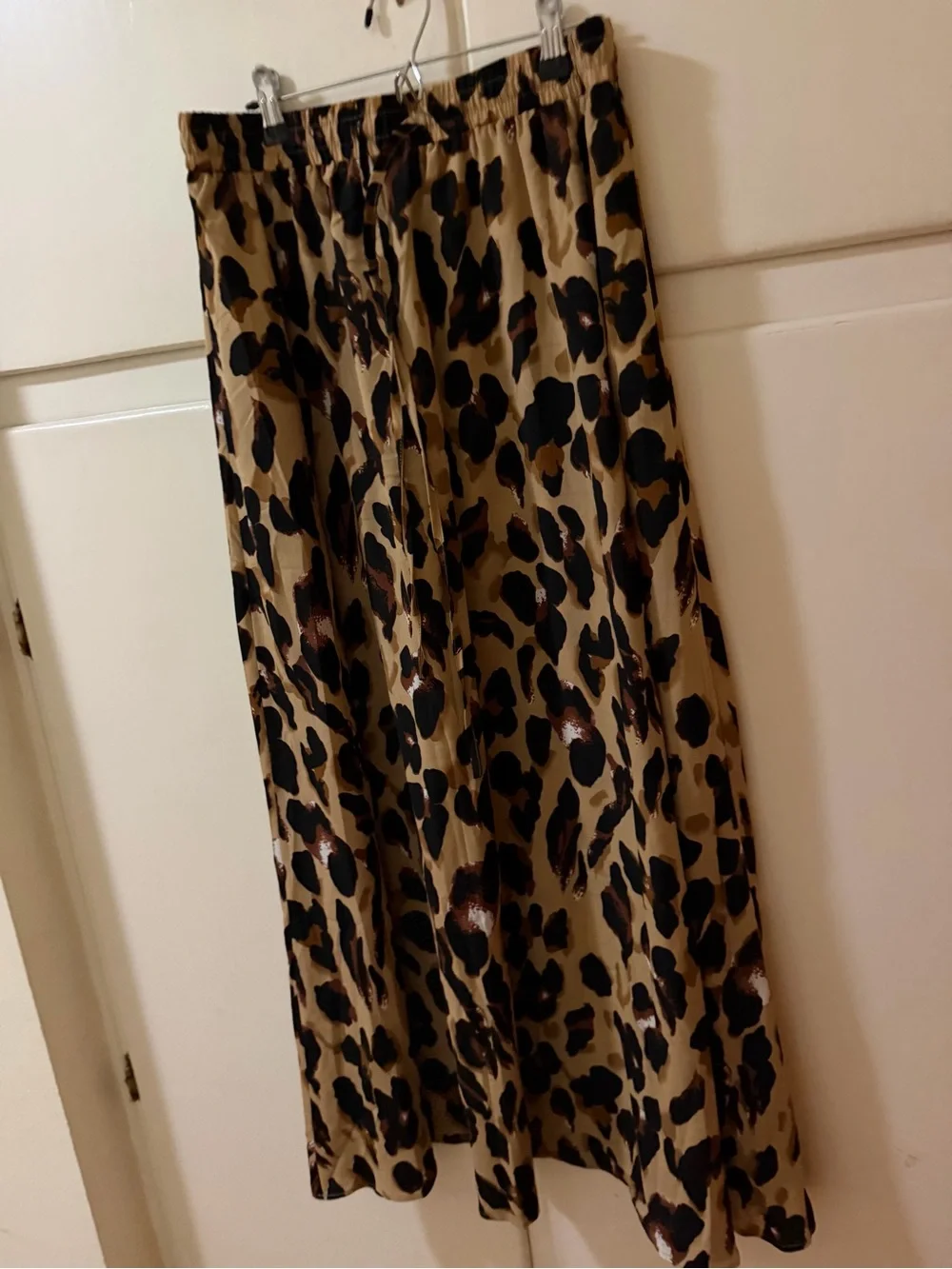 Leopard Print Maxi Skirt with Elastic Waist - Beige/Black
